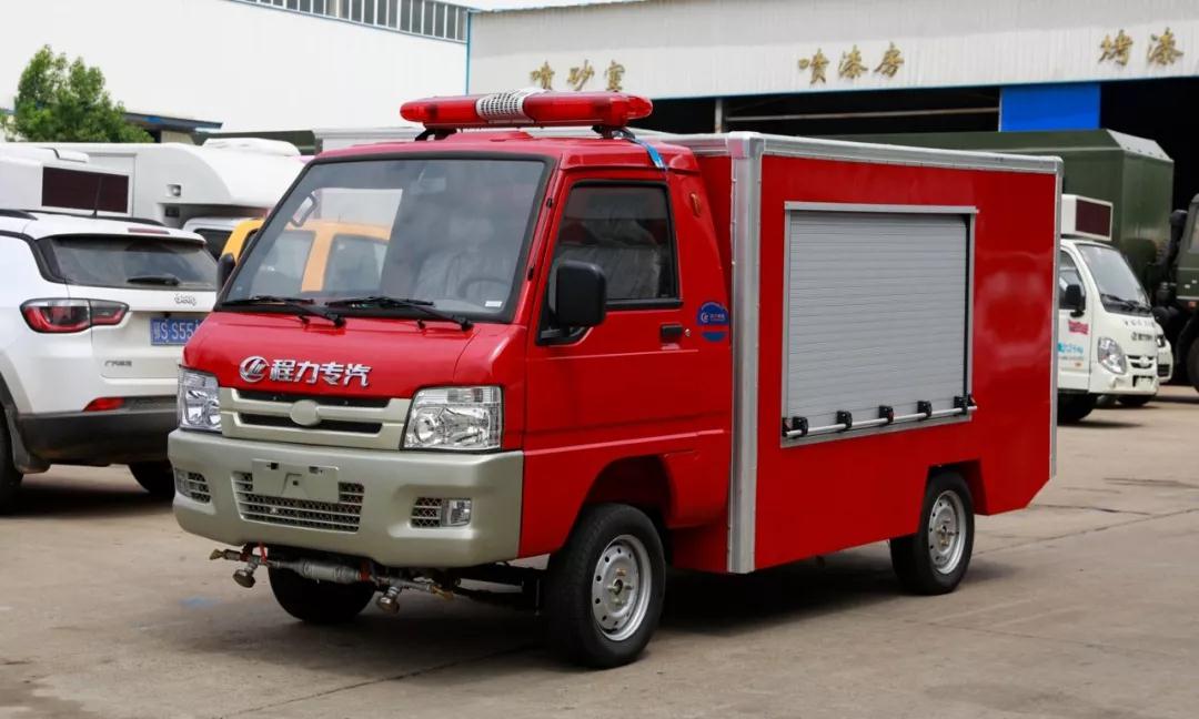 程力新能源人工智能搶險(xiǎn)救援車首批訂單圓滿交車，為國(guó)家電網(wǎng)提供一流產(chǎn)品