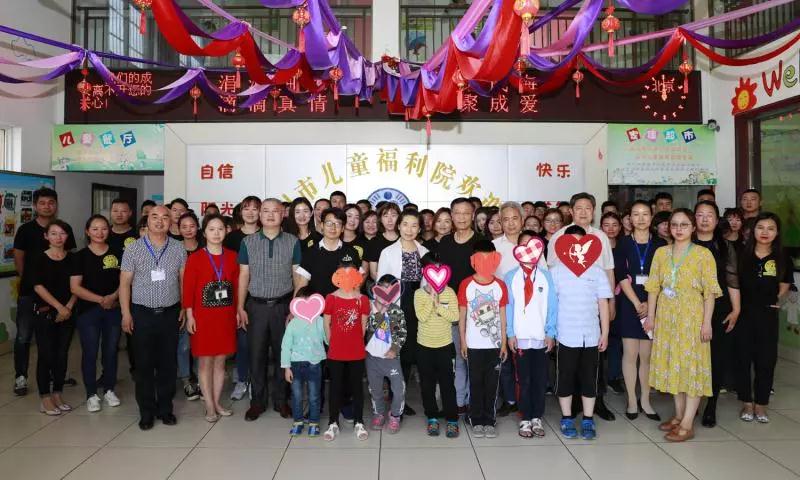 弘揚(yáng)傳統(tǒng)美德，關(guān)愛兒童成長----首屆“魅力隨州，多彩程力”抖音大賽捐贈(zèng)公益活動(dòng)紀(jì)實(shí)